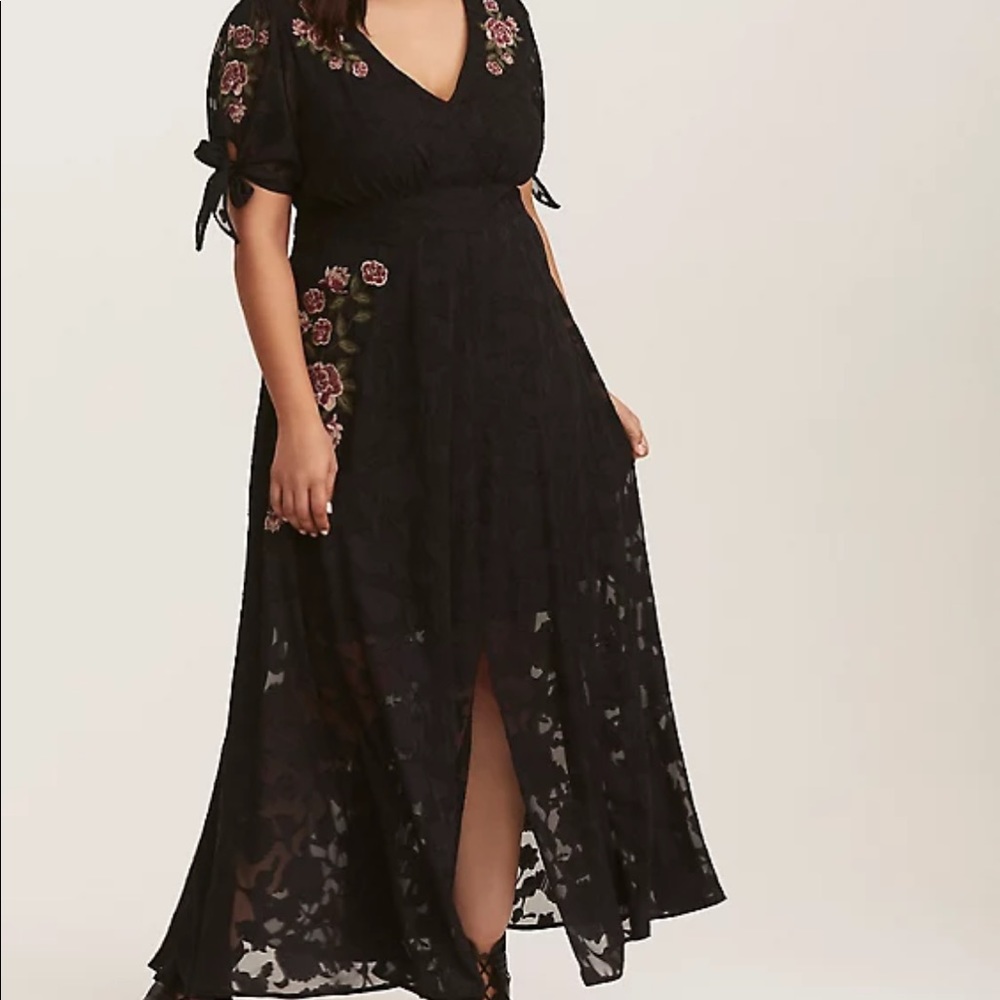 Torrid Black Floral Chiffon Maxi Dress